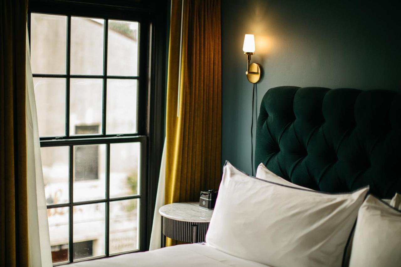Hotel Emeline Charleston Bagian luar foto
