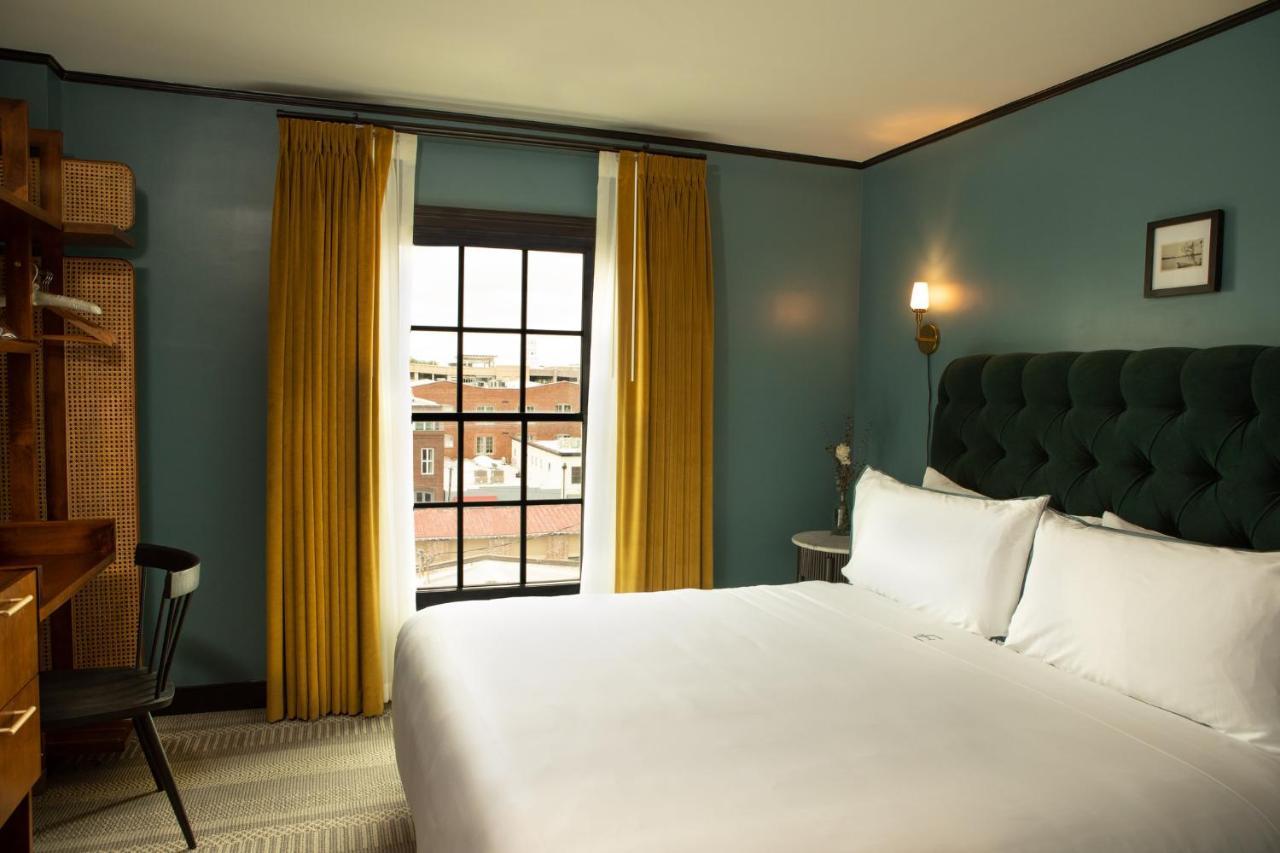 Hotel Emeline Charleston Bagian luar foto