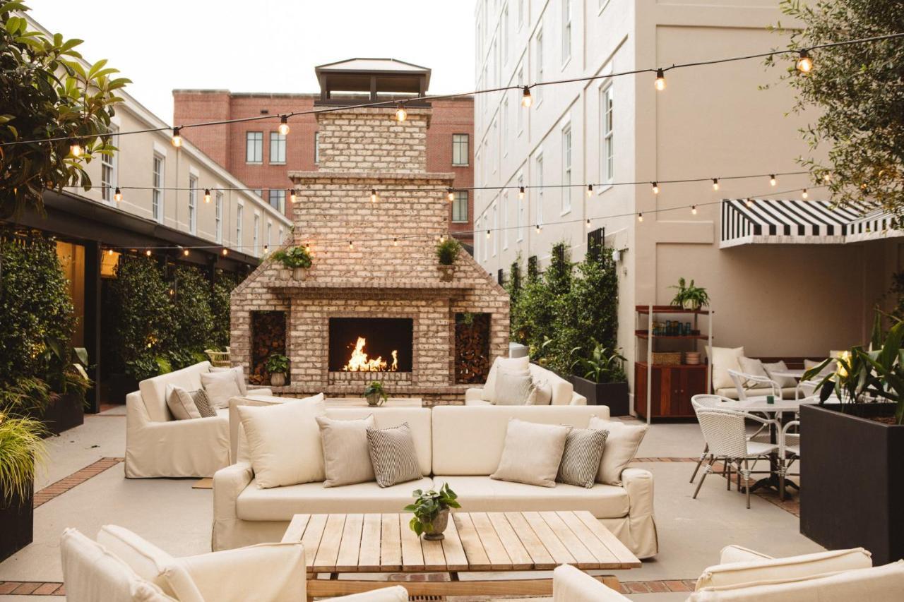 Hotel Emeline Charleston Bagian luar foto