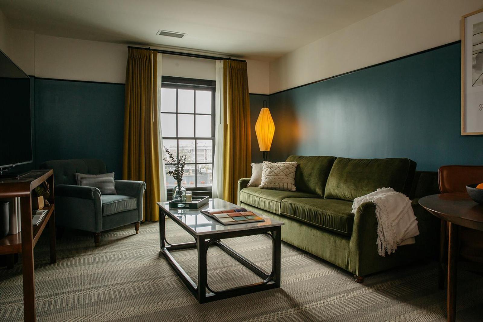 Hotel Emeline Charleston Bagian luar foto