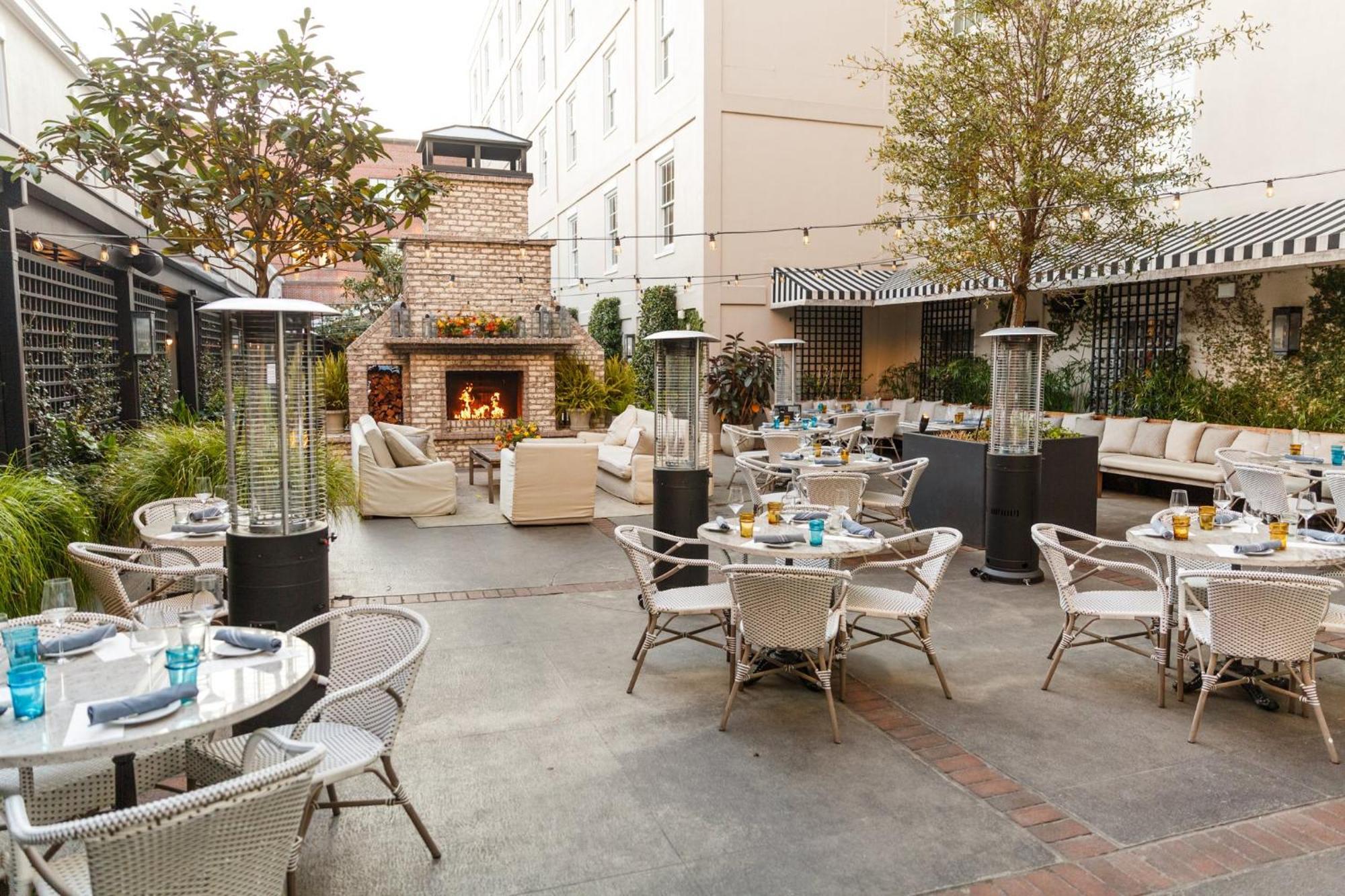 Hotel Emeline Charleston Bagian luar foto